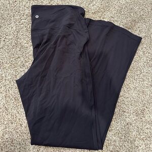 Lululemon groove Nulu flares